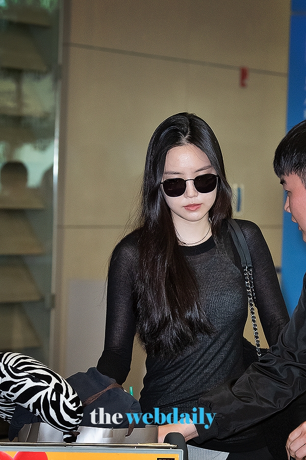 에이핑크 손나은, 인천국제공항 입국 현장
