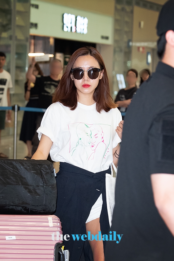 에이핑크 김남주, 인천국제공항 입국 현장
