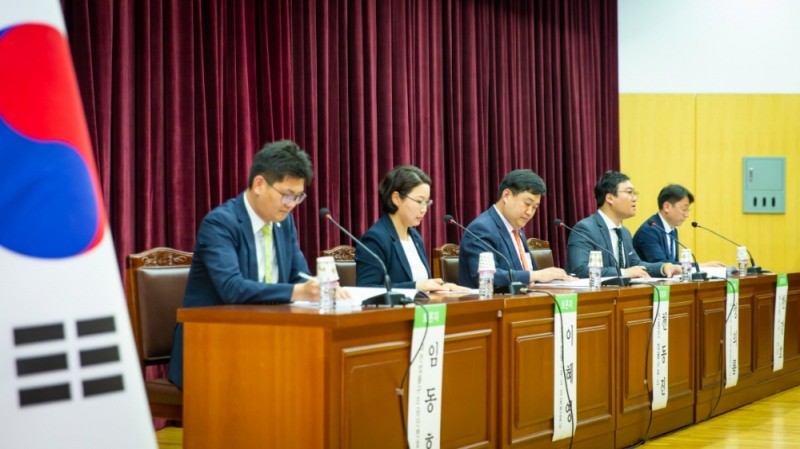 학술세미나 발제자 및 토론자.(사진제공=부산경찰청)