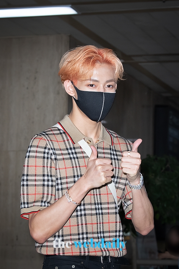 갓세븐(GOT7) 뱀뱀, 김포국제공항 입국 현장