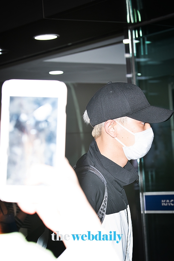 엑소(EXO) 찬열, 김포국제공항 입국 현장