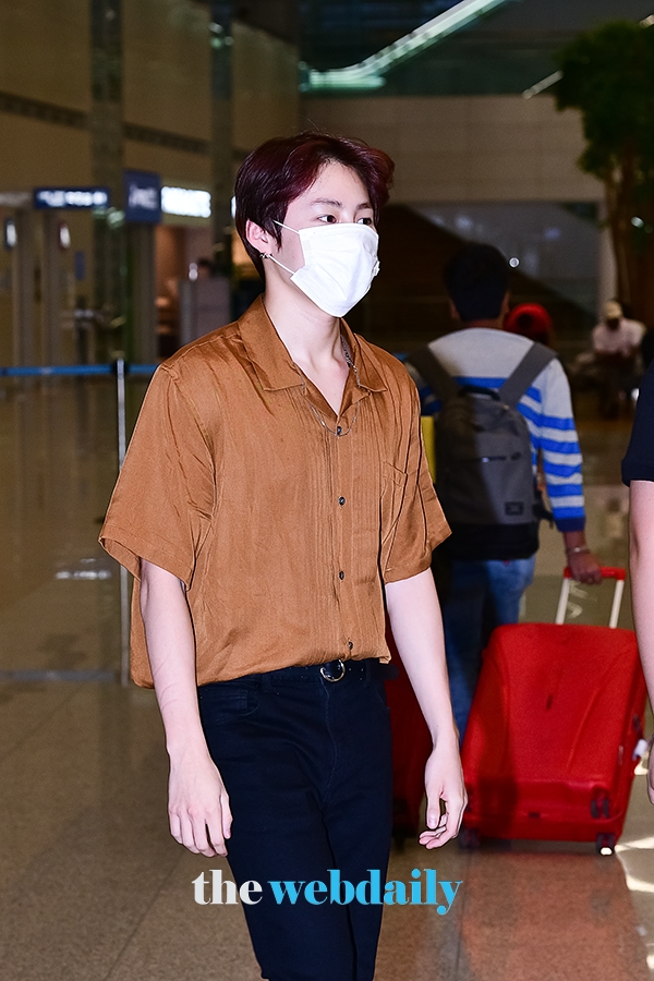 하성운, 인천국제공항 입국 현장