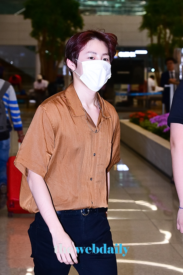 하성운, 인천국제공항 입국 현장