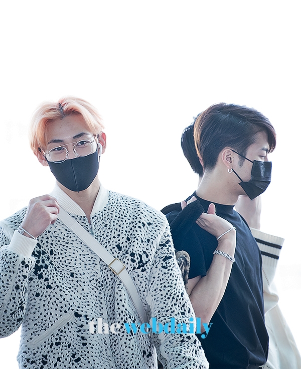 갓세븐(GOT7) 뱀뱀-잭슨, 인천국제공항 출국 현장