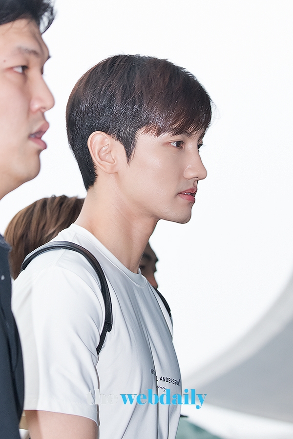 동방신기(TVXQ) 최강창민, 인천국제공항 출국 현장