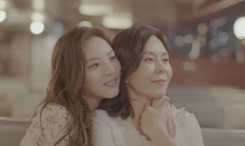 이열음 엄마, 독보적 뽀얗고 하늘하늘 청순해...똑닮은 얼굴선