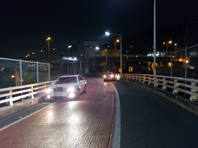 역주행 사고현장.(사진제공=부산경찰청)