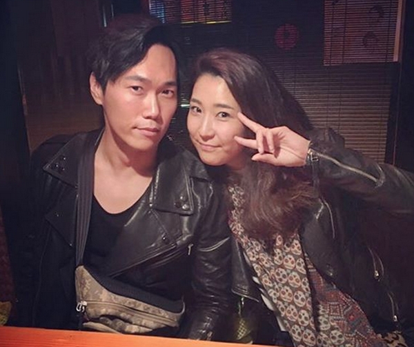 ‘송진우’가 이날 하루 만인의 집중적인 스포트라이트를 받고 있다 / 출처 에스엔에스