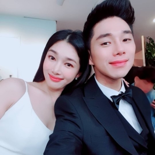 ‘선우선’ 나이에 대한 대중들의 집중적인 관심이 쏟아지고 있는 하루다 / 출처 에스엔에스