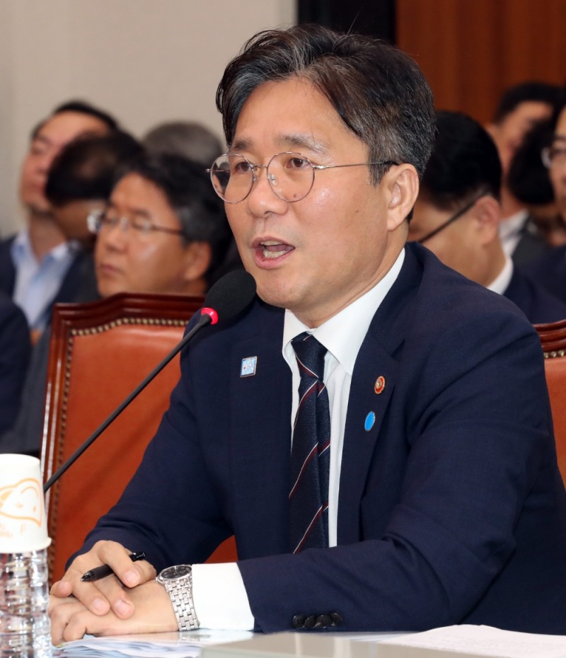 산업부 성윤모 장관, 日 수출규제·수출무역관리령 개정안 철회 촉구