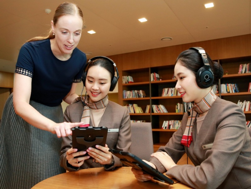 아시아나 AI TUTOR.(사진=아시아나항공)