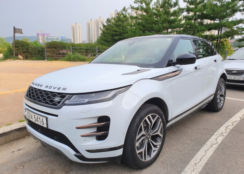 올 뉴 레인지로버 이보크 전측면.(사진=최영록 기자)