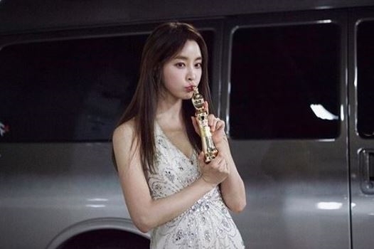 강타 정유미, 곤혹스런 상황...이런 일이 어쩌다가