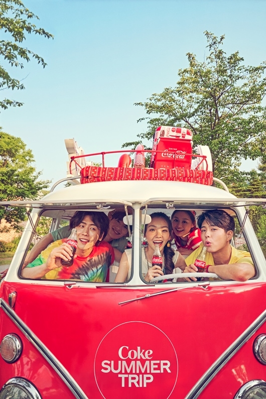 코카-콜라, 2019년 썸머 캠페인 ‘코-크 썸머 트립’ 광고 촬영 현장 비하인드 컷 공개