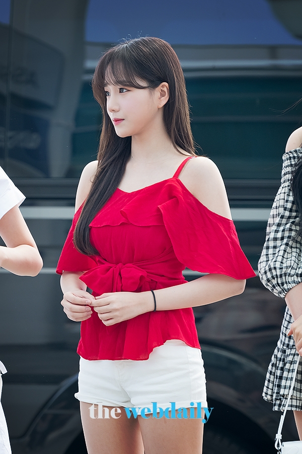 아이즈원(IZONE) 조유리, 인천국제공항 출국 현장