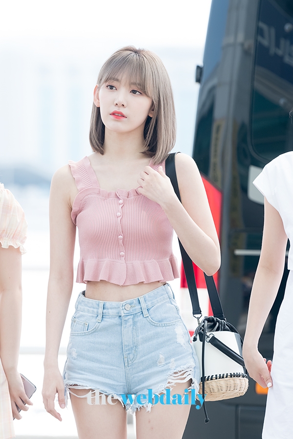 아이즈원(IZONE) 미야와키사쿠라, 인천국제공항 출국 현장