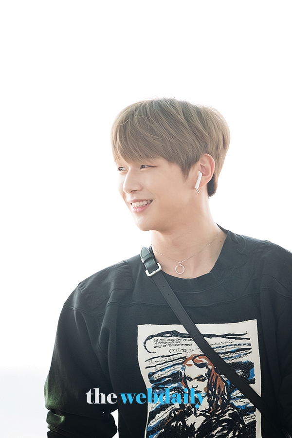 강다니엘, 인천국제공항 출국 현장