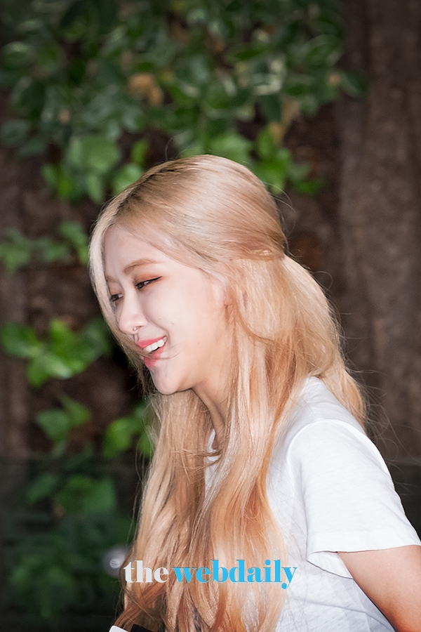 BLACKPINK(블랙핑크) 로제, 인천국제공항 입국 현장