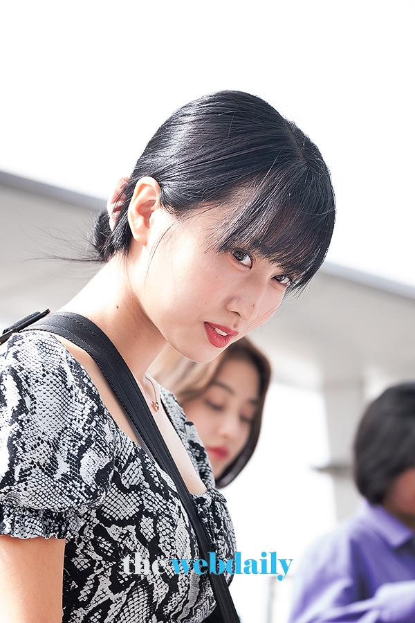 TWICE(트와이스) 모모, 인천국제공항 출국 현장