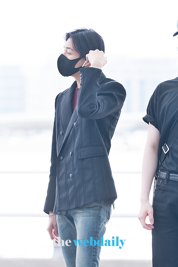 갓세븐(GOT7) 뱀뱀, 김포국제공항 출국 현장