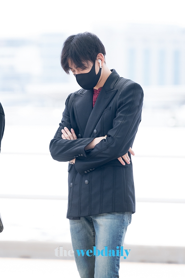 갓세븐(GOT7) 뱀뱀, 김포국제공항 출국 현장