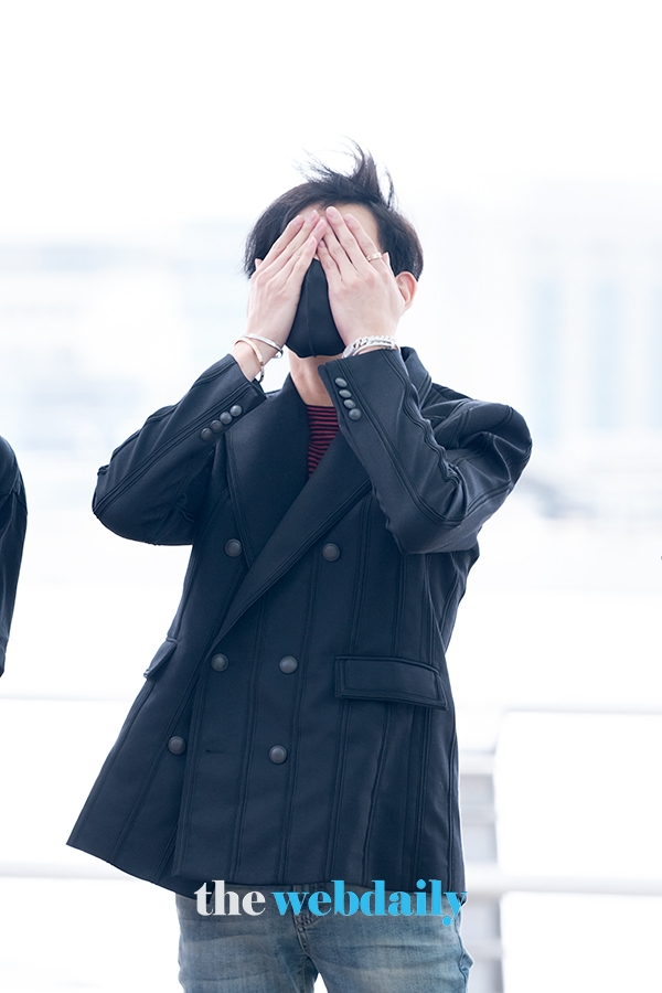 갓세븐(GOT7) 뱀뱀, 김포국제공항 출국 현장