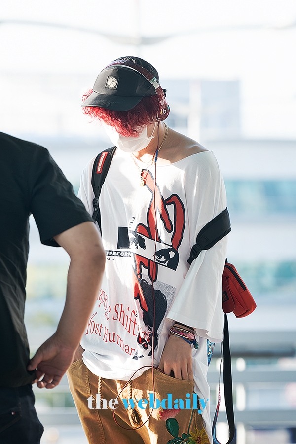 아이콘(iKON) 바비, 김포국제공항 출국 현장