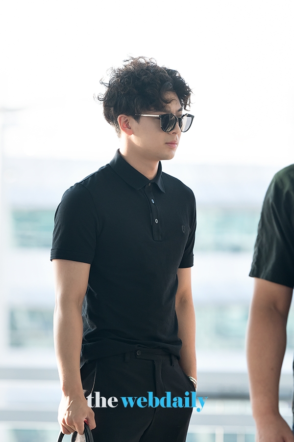 아이콘(iKON) 송윤형, 김포국제공항 출국 현장