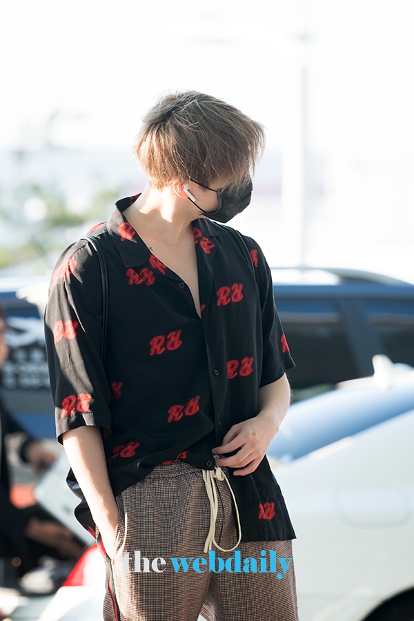 아이콘(iKON) 김진환, 김포국제공항 출국 현장