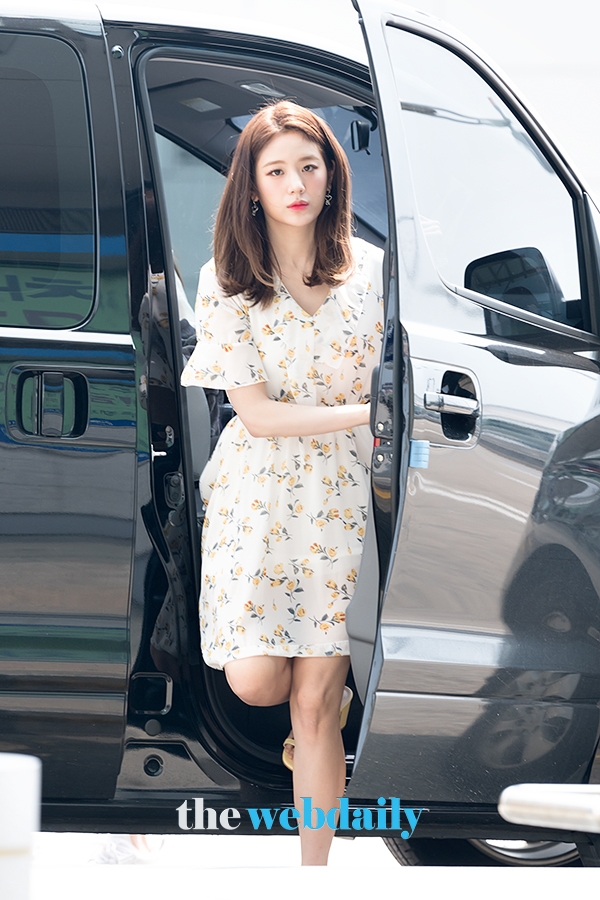 프로미스나인(fromis_9) 장규리, 인천국제공항 출국 현장