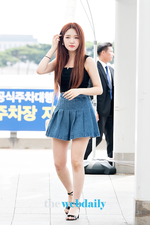프로미스나인(fromis_9) 노지선, 인천국제공항 출국 현장