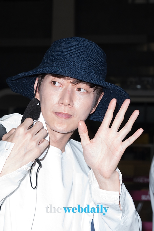 박해진, 김포국제공항 출국 현장
