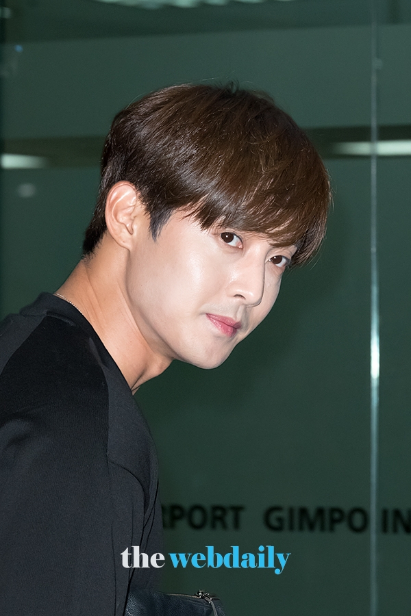 김현중, 김포국제공항 출국 현장