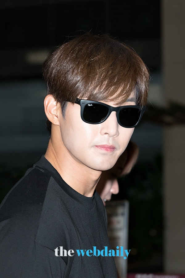 김현중, 김포국제공항 출국 현장