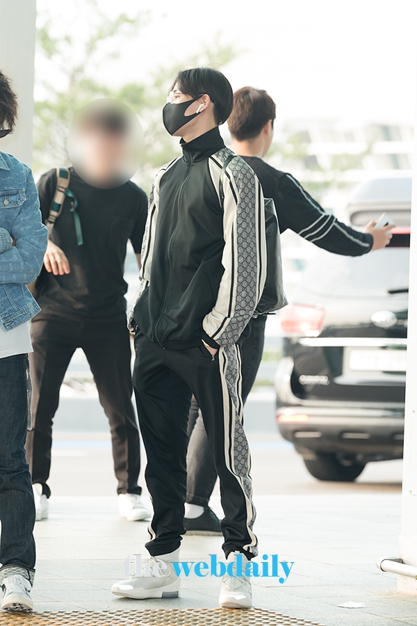 갓세븐(GOT7) 뱀뱀, 인천국제공항 출국 현장
