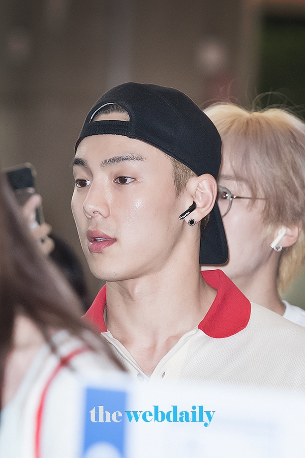 몬스타엑스(MONSTAX) 셔누, 김포국제공항 출국 현장