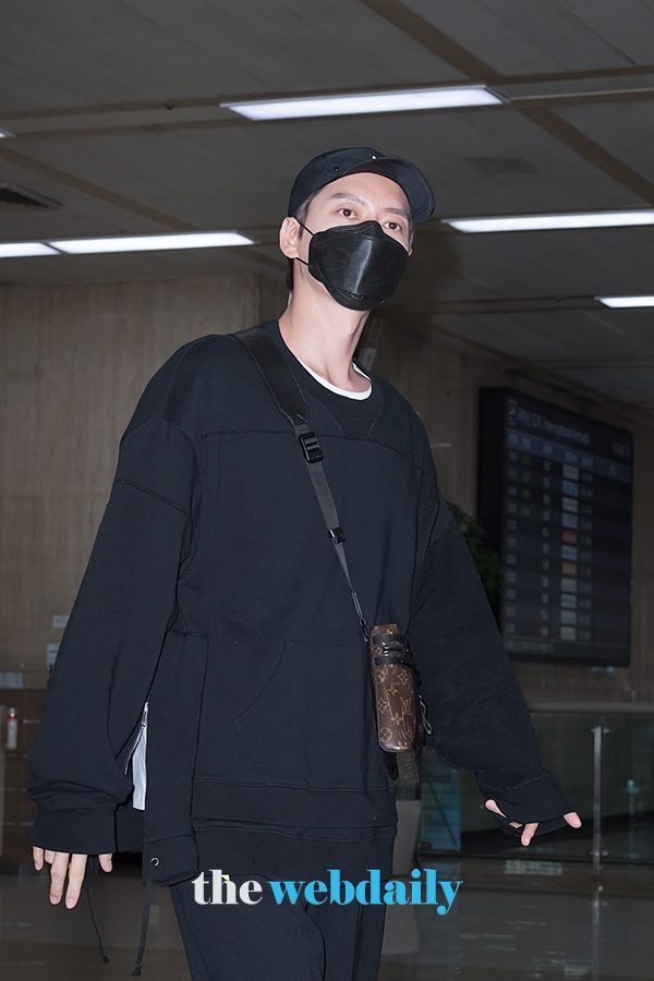 박해진, 김포국제공항 입국 현장