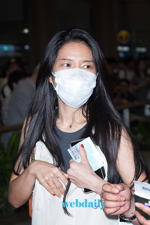 마마무(MAMAMOO) 솔라, 인천국제공항 입국 현장