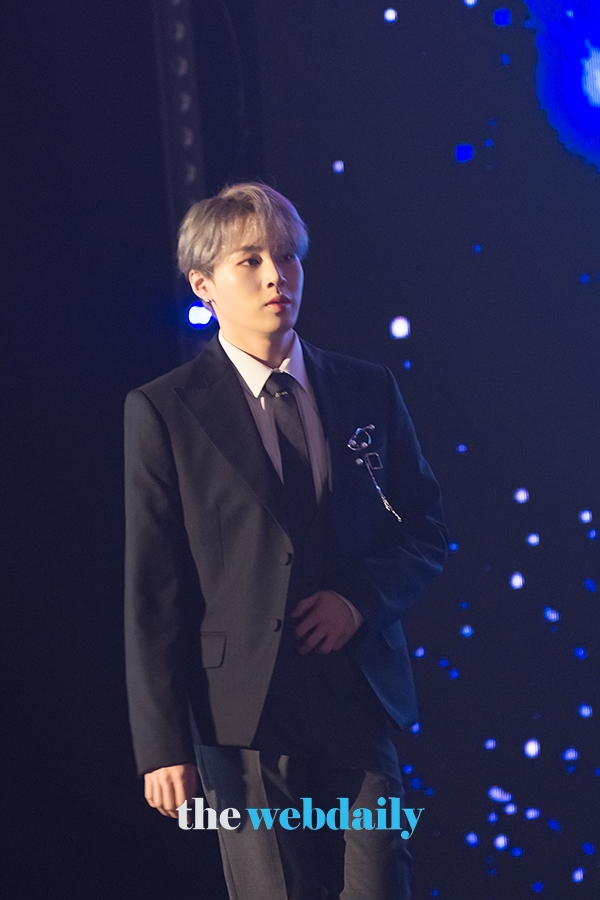 하성운, '2019 소리바다 베스트 케이뮤직 어워즈' 블루카펫 행사