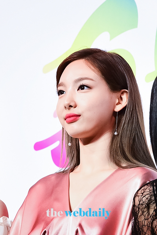 TWICE(트와이스) 다현, '2019 소리바다 베스트 케이뮤직 어워즈' 블루카펫 행사 현장