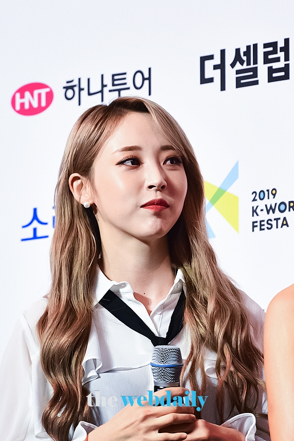 마마무(MAMAMOO) 문별, '2019 소리바다 베스트 케이뮤직 어워즈' 블루카펫 행사 현장