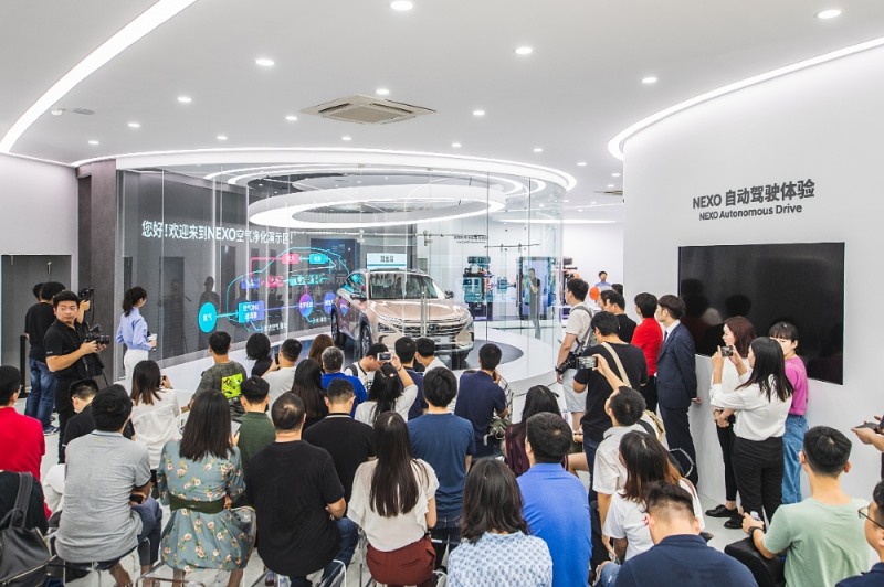 중국 상하이 쓰지(世紀)광장에 개관한 중국 최초 수소 비전관 'Hyundai Hydrogen World'.(사진=현대자동차)