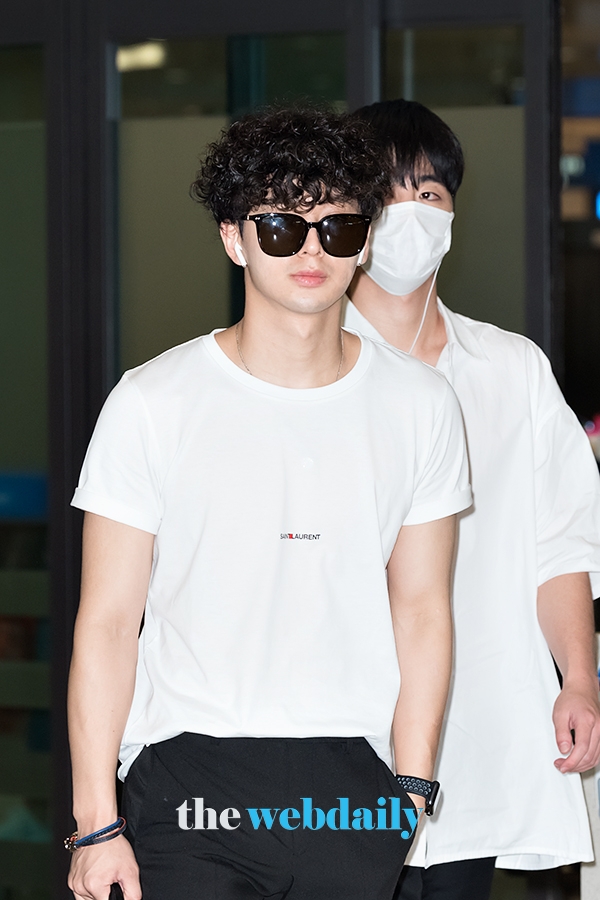 아이콘(iKON) 송윤형, 인천국제공항 입국 현장