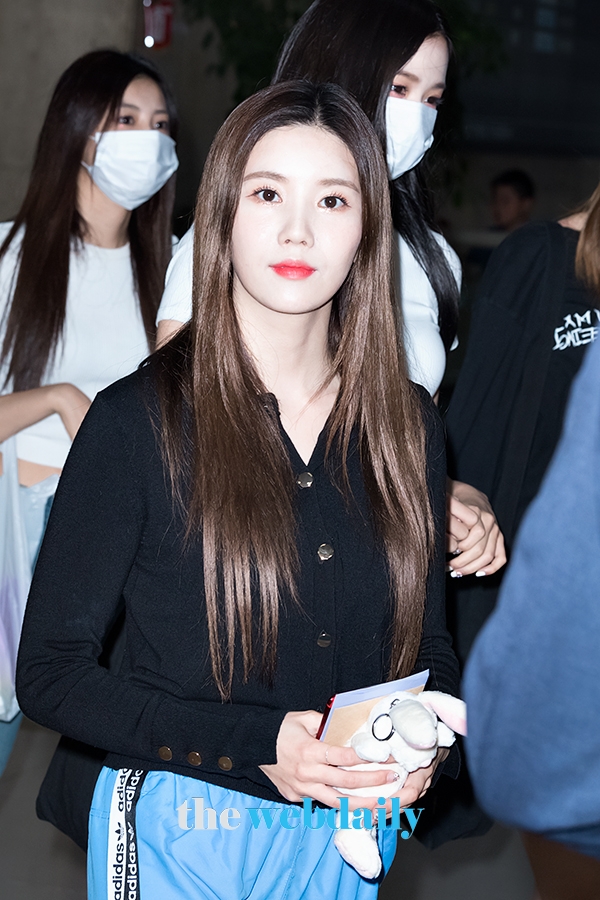 아이즈원(IZONE) 권은비, 김포국제공항 입국 현장