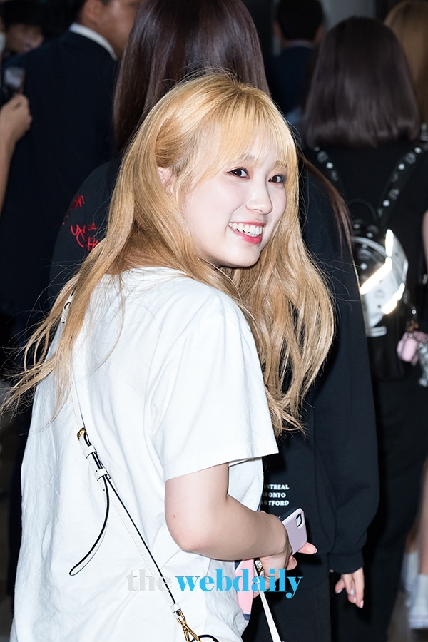 아이즈원(IZONE) 야부키나코, 김포국제공항 입국 현장