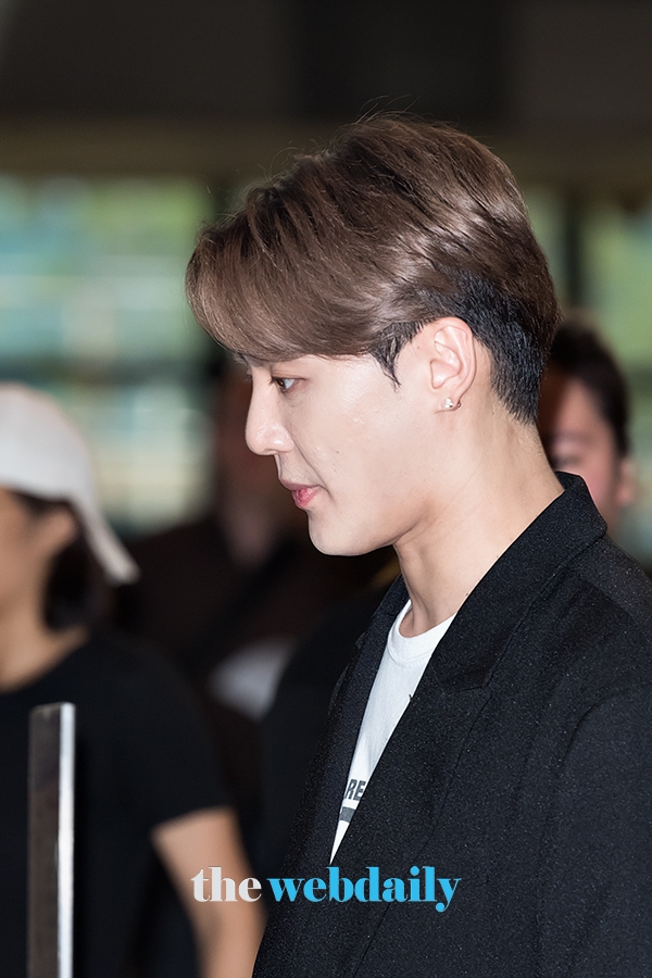 김준수, 김포국제공항 출국 현장