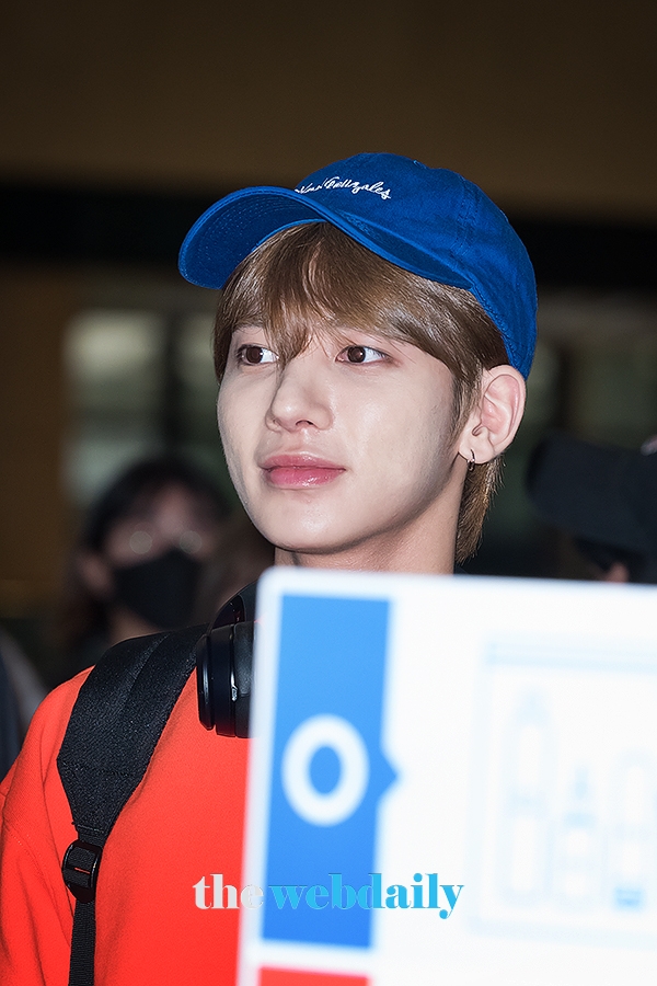 투모로우바이투게더(TXT) 태현, 김포국제공항 출국 현장
