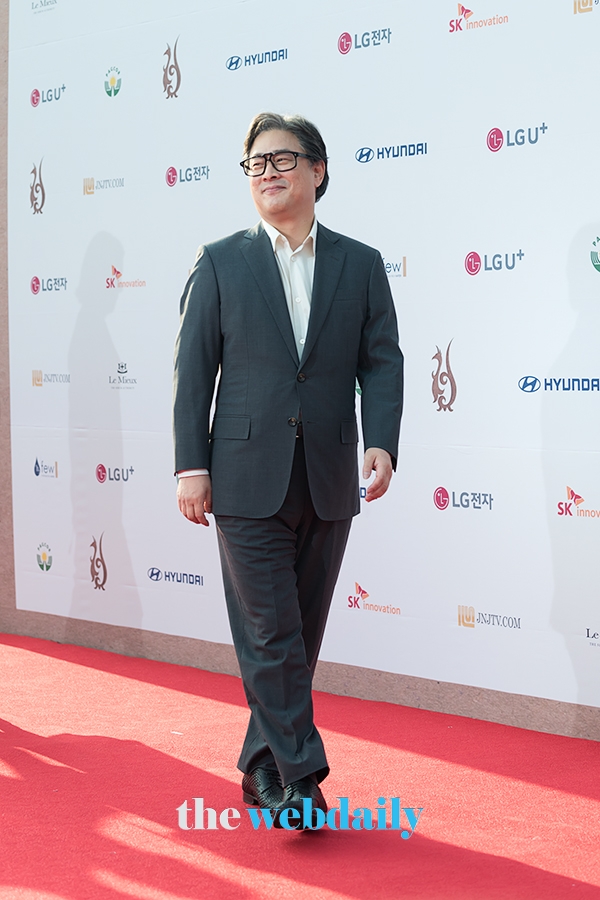 박찬욱, 제14회 서울드라마어워즈 레드카펫 행사 현장