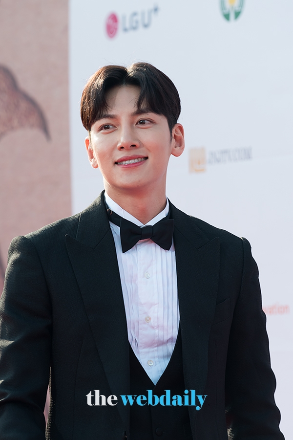 지창욱, 제14회 서울드라마어워즈 레드카펫 행사 현장