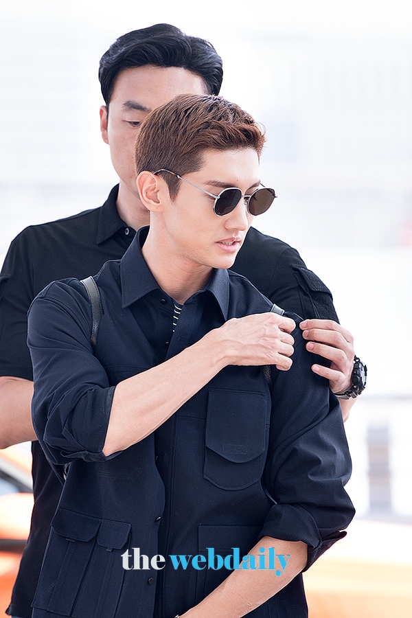 동방신기(TVXQ) 최강창민, 인천국제공항 출국 현장